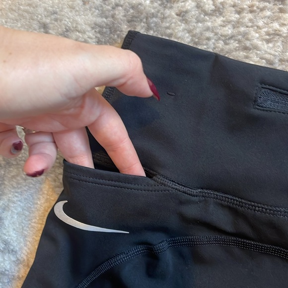 Nike Dry Fit shorts with pockets - Picture 5 of 5